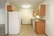 3BR, 2BA - 1,066 SF