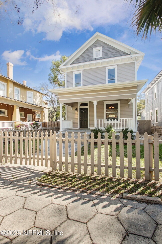 Photo - 1721 N Liberty St