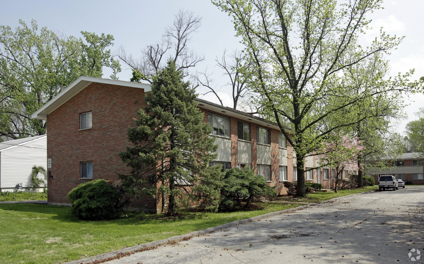 Photo - Bruno Garden Apartments