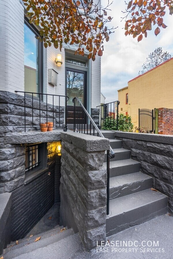 Photo - 1964 2nd St NW Unit #2