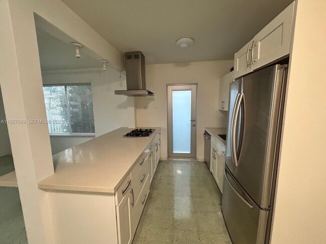 Building Photo - 7430 Carlyle Ave Unit 1