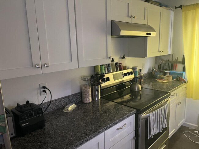 Photo - 704 Virginia Pl