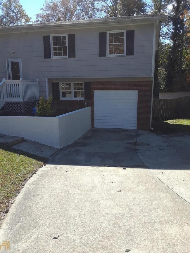 Photo - 10527 Thrasher Rd