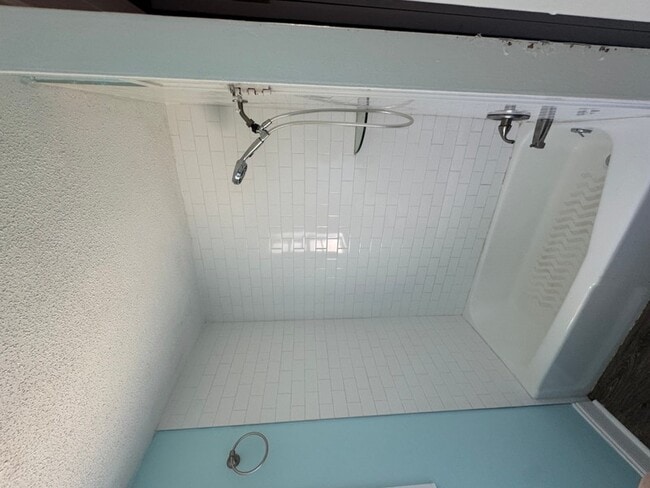 Photo - 1415 Tower St