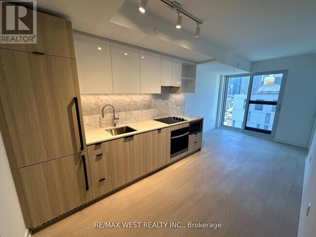 Photo - 252 Church St Unit 1105