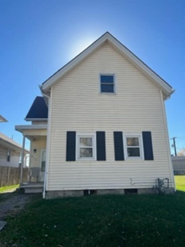 Building Photo - 313 E Franklin St Unit B Rental