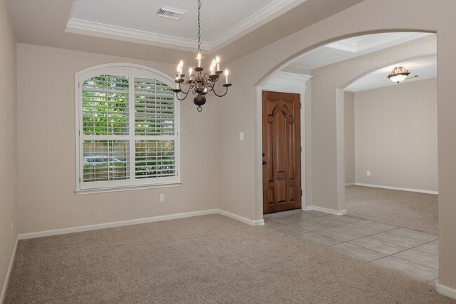 Photo - 54 S Longsford Cir