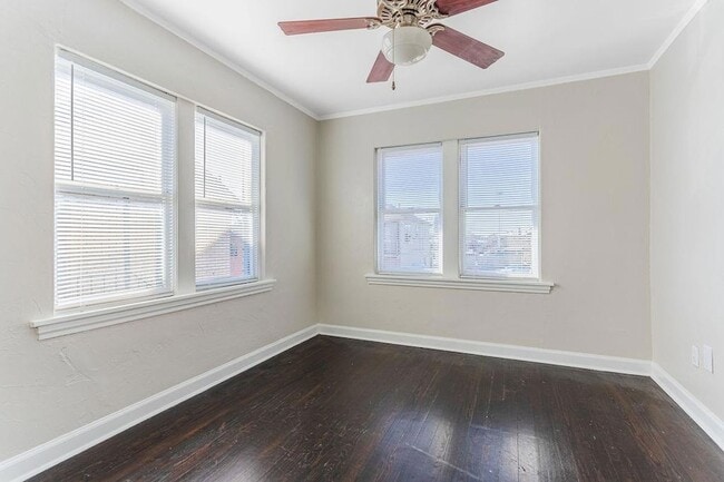 Photo - 2419 N Harvey Ave Unidad 4