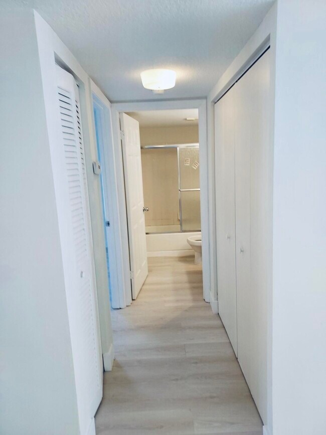 Building Photo - 6339 La Costa Dr Unit E Rental