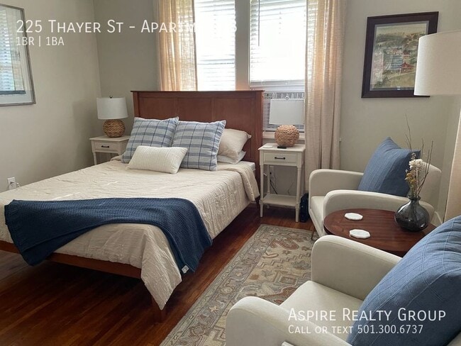 Photo - 225 Thayer St Unit Apartment B