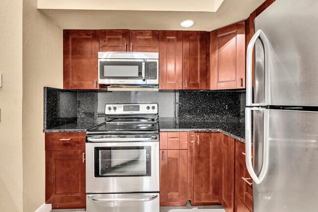 3370 Pinewalk Dr N Unit 1222