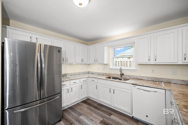 Photo - 25930 Overton Dr