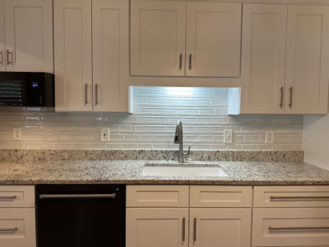 Photo - 20 Emerson Dr