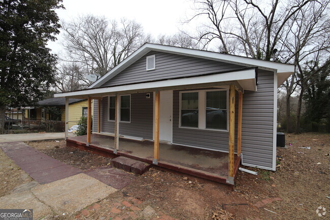 Building Photo - 615 Snelson St Rental