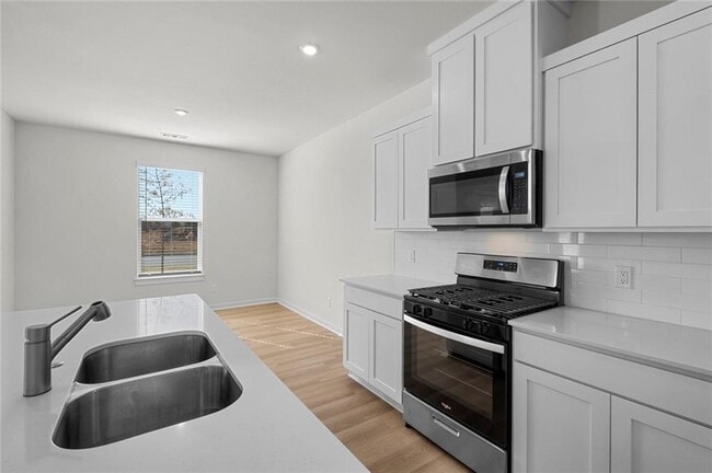 Building Photo - 4790 W Planetree St