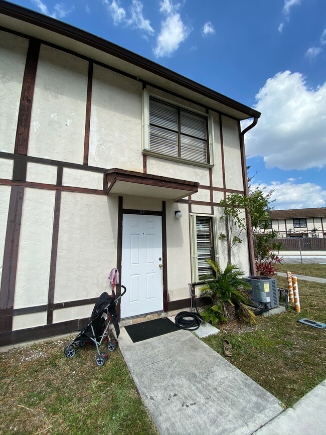 Building Photo - 5145 Breckenridge Pl Rental