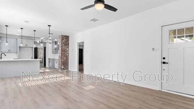 3602 Carnes Ave