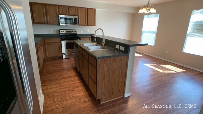 Photo - 7884 Fedora Ln