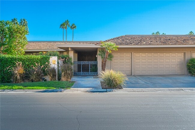 Photo - 95 Princeton Dr