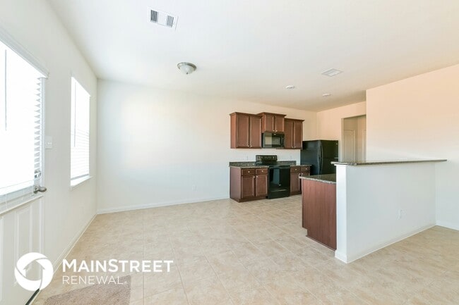 Photo - 26251 Bosch Dr