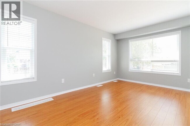 Photo - 137 Windwood Dr