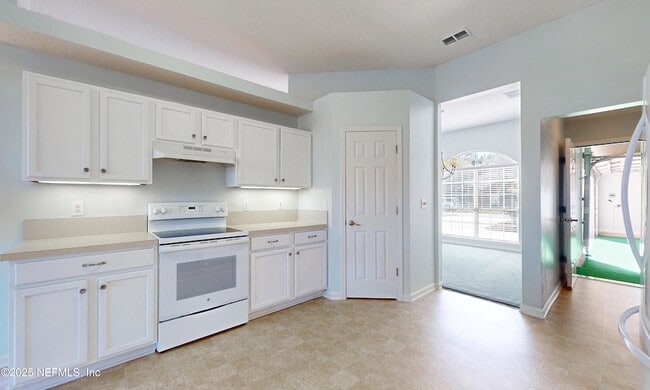 Photo - 1995 Bluebonnet Way