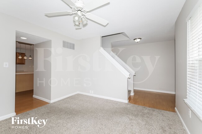 Photo - 6250 Kentstone Dr