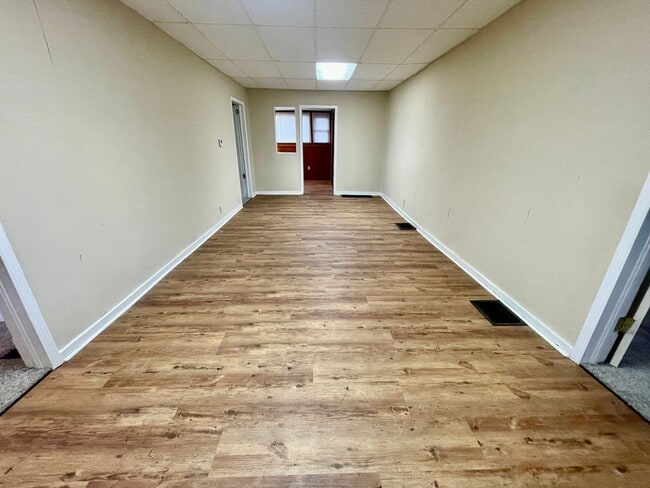 Photo - 919 S Douglas Ave