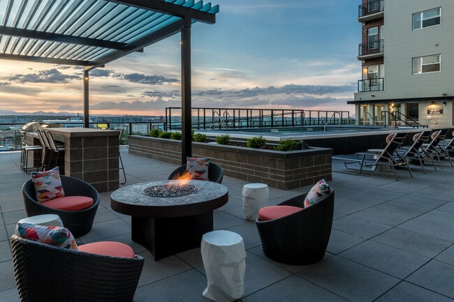 Photo - Arapahoe Square