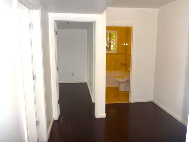 Photo - 98 S Burnett St Unit 2