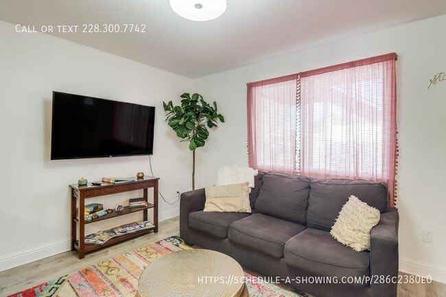 Photo - 1664 Beach Blvd