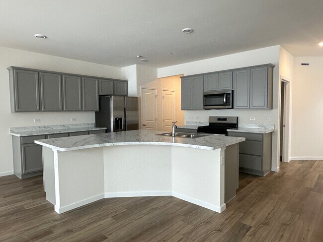 Photo - 5924 Hawkweed Dr