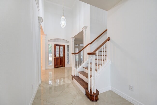 Photo - 1911 Briarchester Dr
