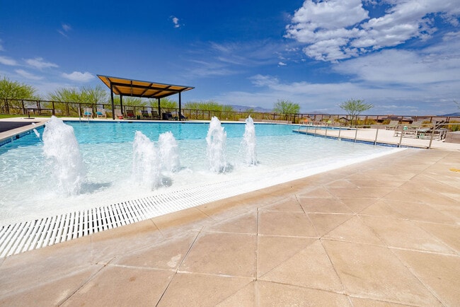 Building Photo - 10020 E CAMELBACK TR