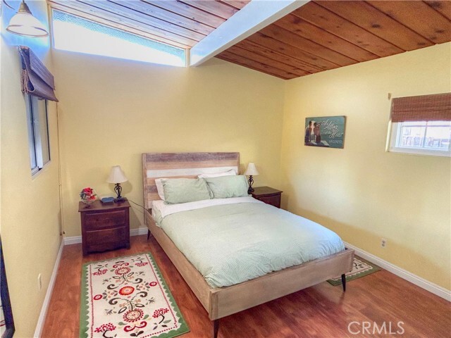 Photo - 139 W Mariposa