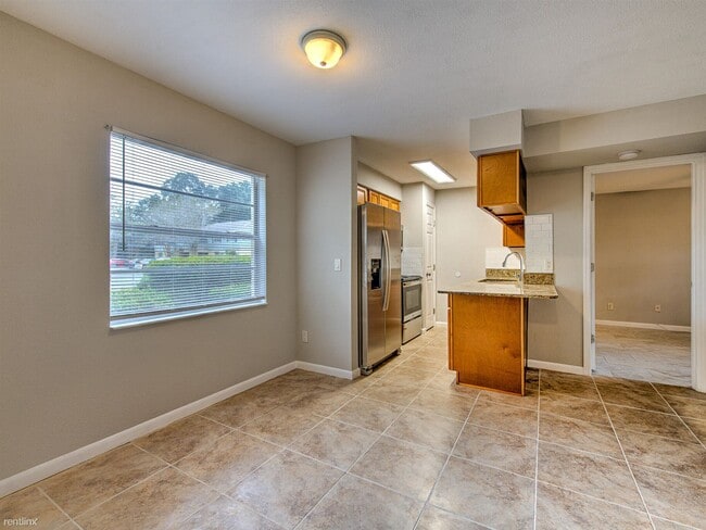 Photo - 2 br, 2 bath Condo - 232 Red Maple Place