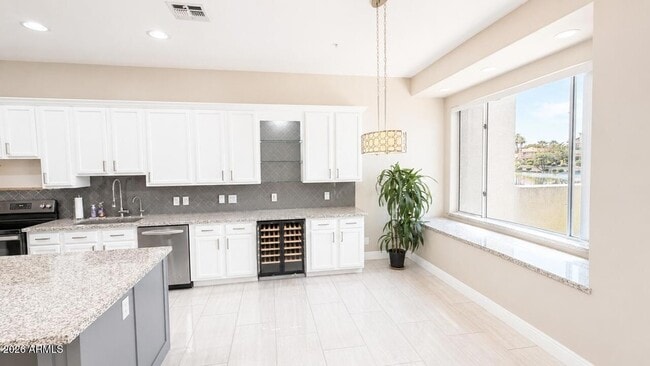 Photo - 1442 W Coral Reef Dr