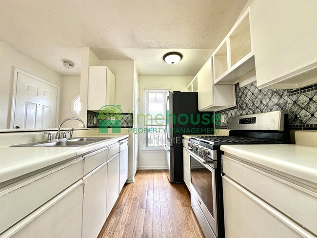 Photo - 1316 Wellfleet Ct