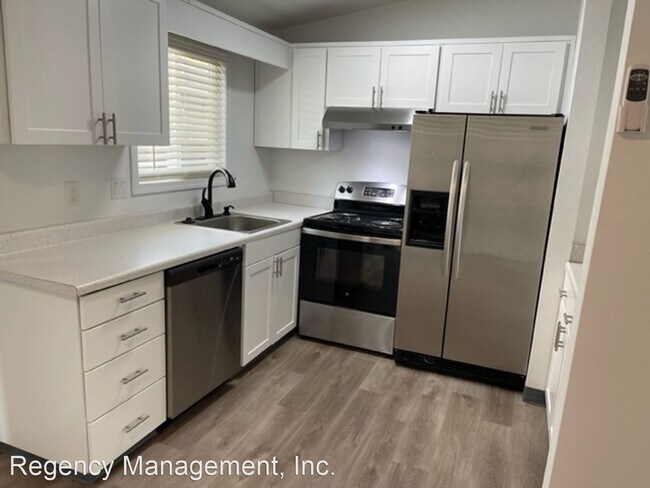 3 br, 2 bath House - 205 SW Carson St - 3 br, 2 bath House - 205 SW Carson St
