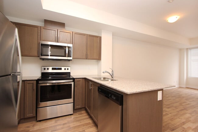 Photo - Stunning 2-Bedroom Townhouse for Rent in Pickering