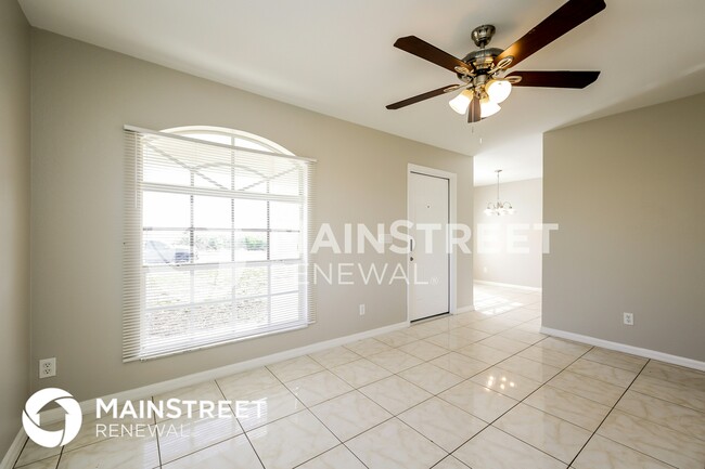 Photo - 2804 72nd St W