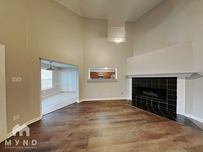 Photo - 1078 Nolan Ln