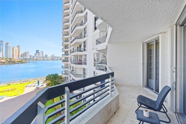 Photo - 19101 NE 36th Pl Unit 409