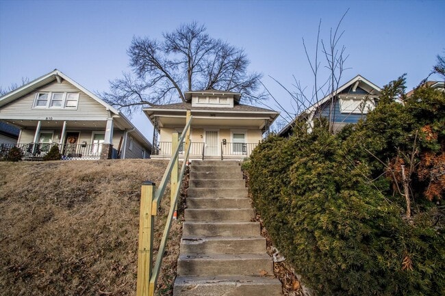 Photo - 806 Monroe Ave