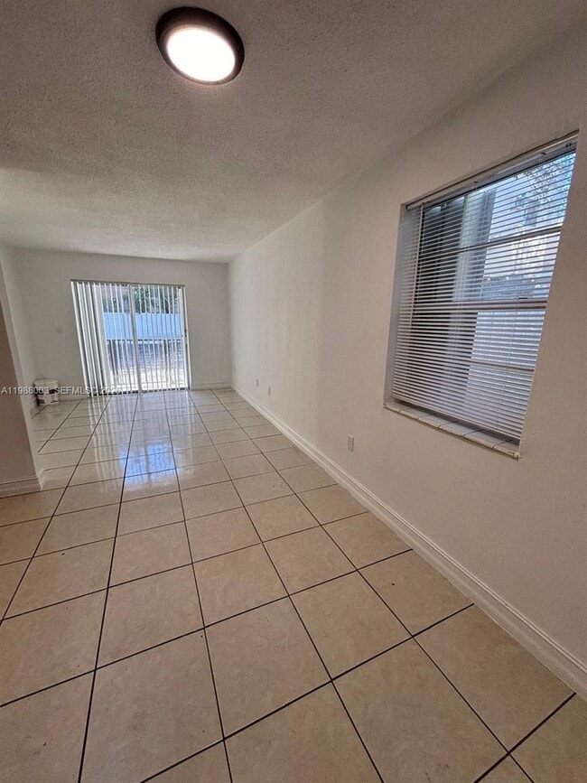 Photo - 1638 NW 4th St Unit 3