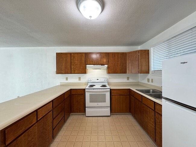 2148 Primrose Dr Unidad 4
