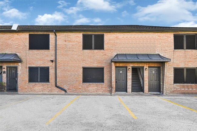 Photo - 5000 Pease St Unidad 24