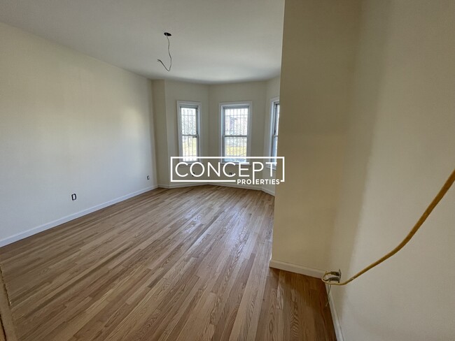 Photo - 162 Centre St Condo Unit 1TS