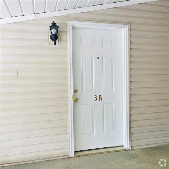 Building Photo - 903 Hanahan Ct Unit 3A Rental
