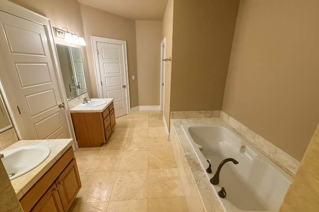 Photo - 2205 College Ave Unidad 102